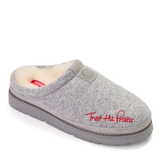 Daniella Karagach’s Men's Fireside Knit Shearling Clog - US 3650