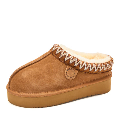 Women's Fireside by Dearfoams Queenstown Genuine Shearling Clog With Taping - US 3287